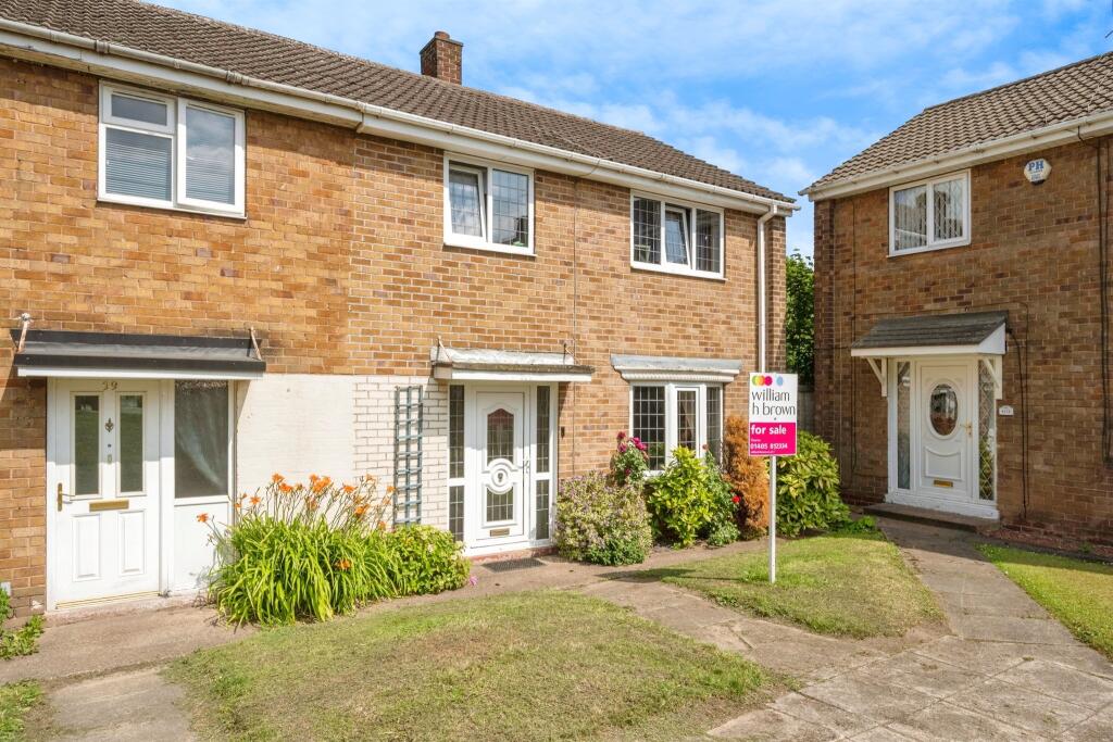 Main image of property: Glebe Road, Thorne, DONCASTER