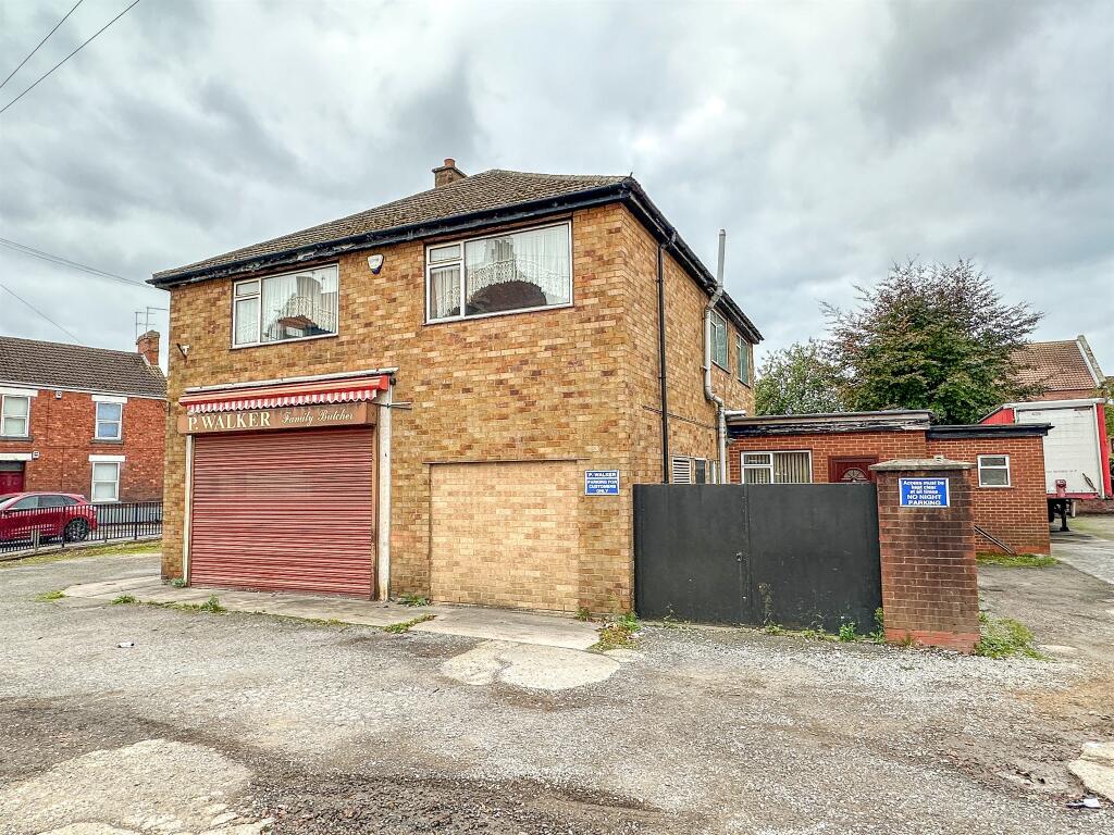 Main image of property: Silver Street, Thorne, DONCASTER