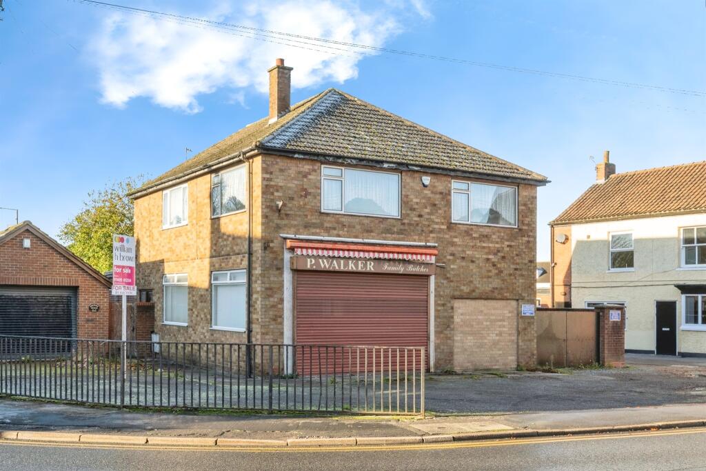 Main image of property: Silver Street, Thorne, DONCASTER