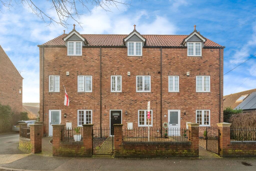 Main image of property: Queen Street, Thorne, DONCASTER