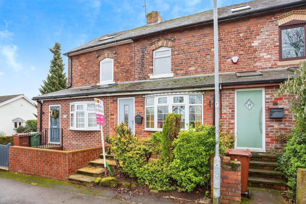 2 bedroom terraced house for sale in Low Moor Lane, Woolley, Wakefield, WF4
