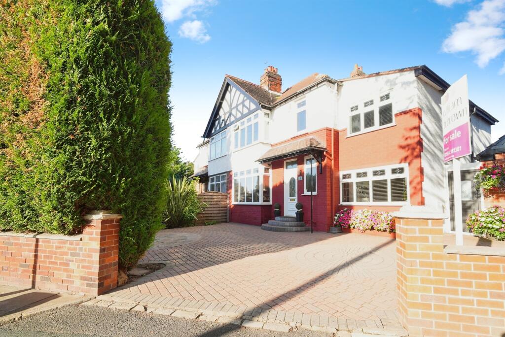 Main image of property: Ashleigh Avenue, Wakefield