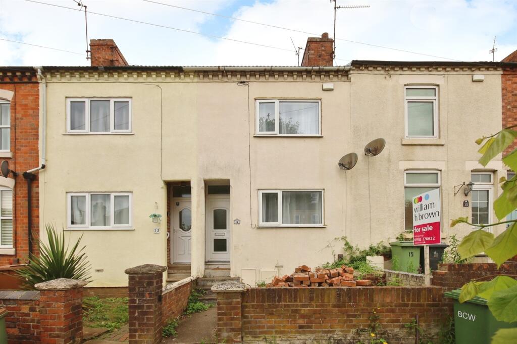 2 bedroom terraced house for sale in Harrowden Road, Wellingborough, NN8