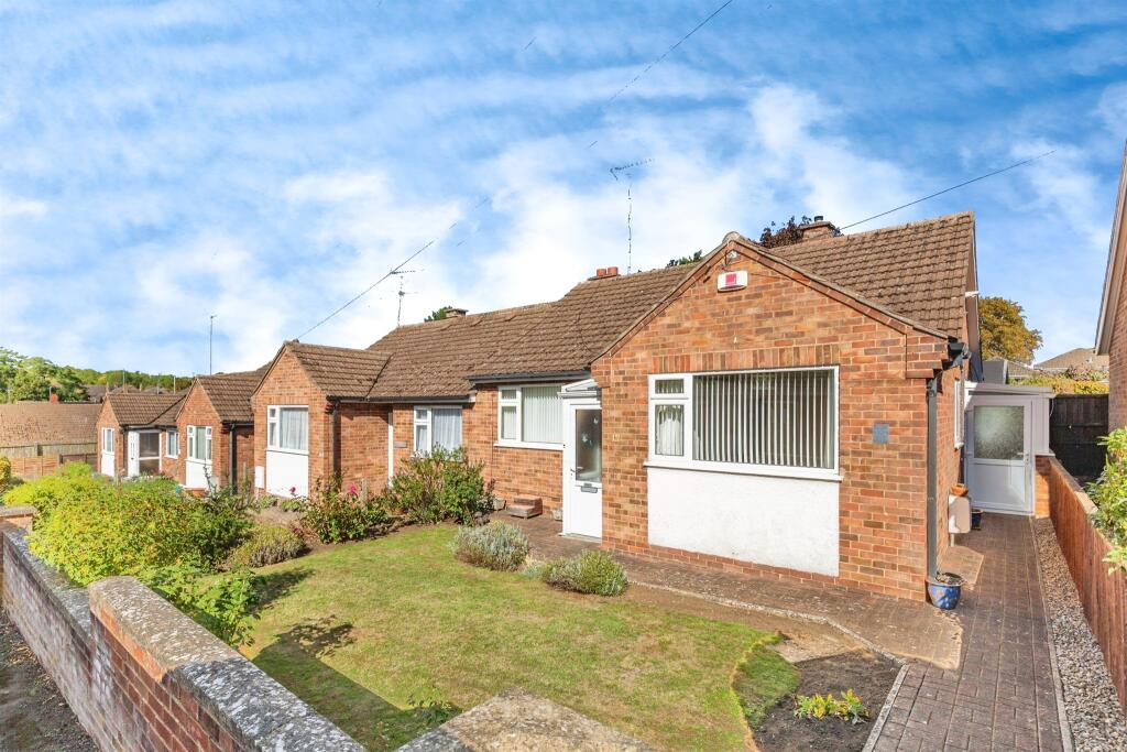 Main image of property: Ivy Lane, Finedon