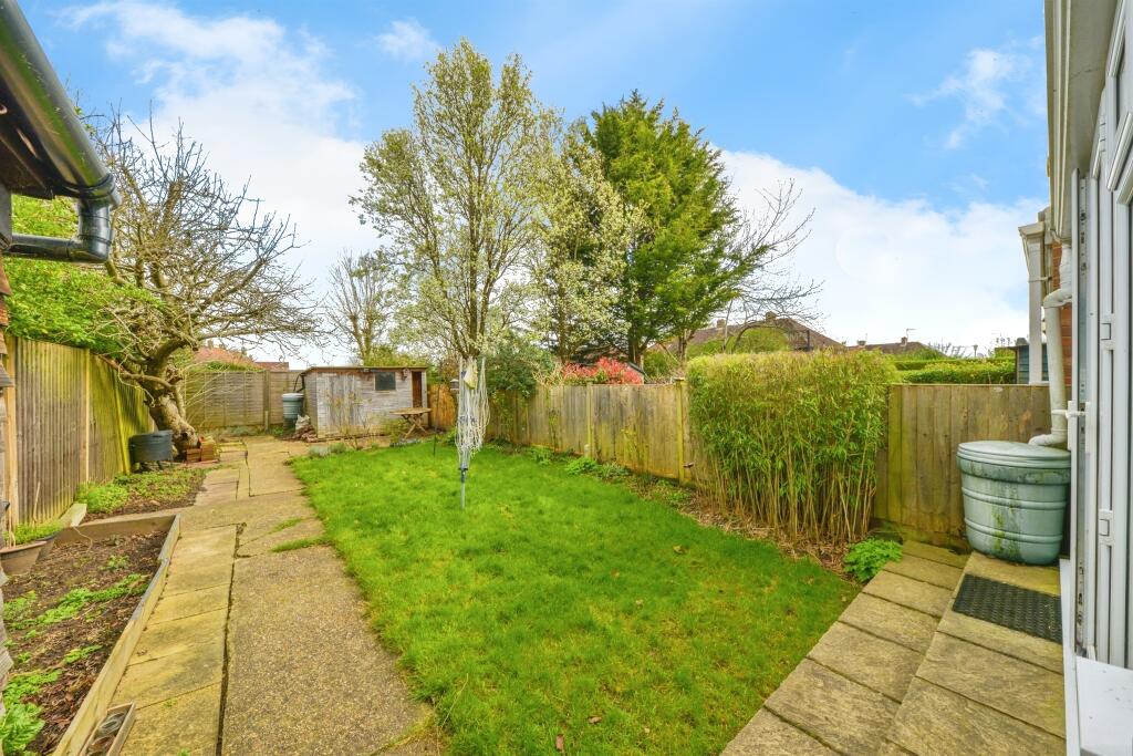 Additional property image - Woodhall Lane, WELWYN GARDEN CITY