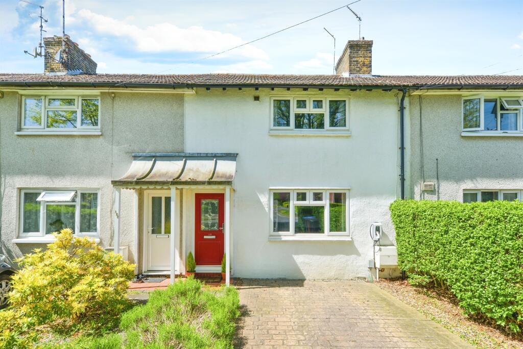 3 bedroom terraced house for sale in Longcroft Lane, WELWYN GARDEN CITY
