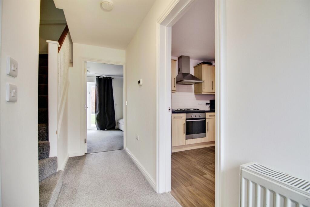 Additional property image - Cole Green Lane, Welwyn Garden City