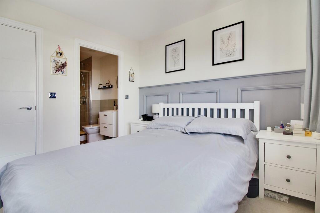 Additional property image - Bessemer Road, WELWYN GARDEN CITY
