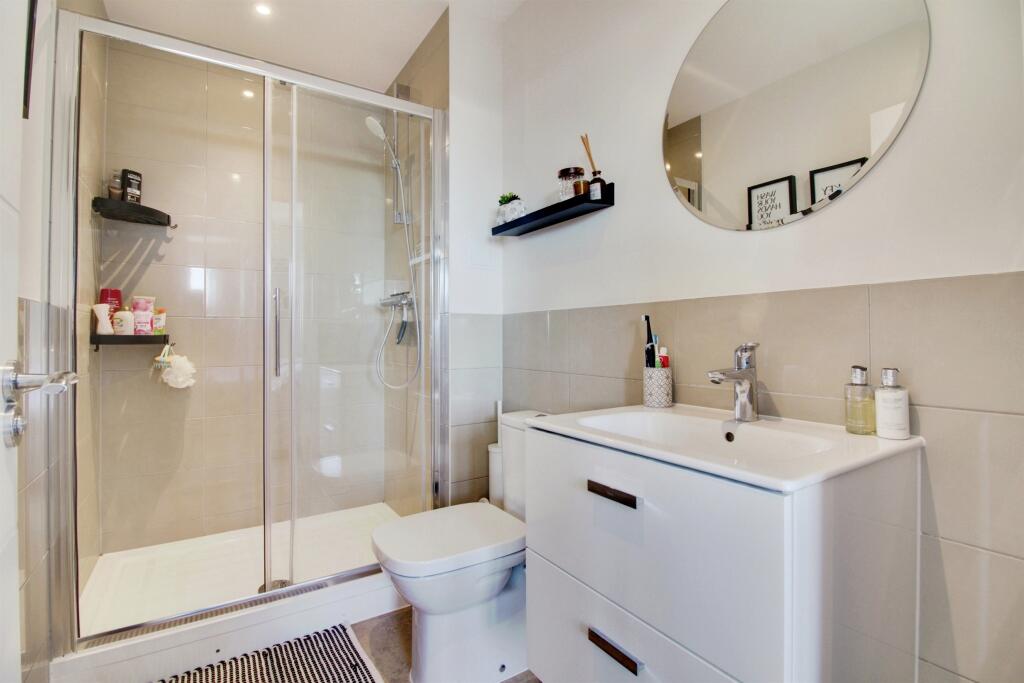 Additional property image - Bessemer Road, WELWYN GARDEN CITY