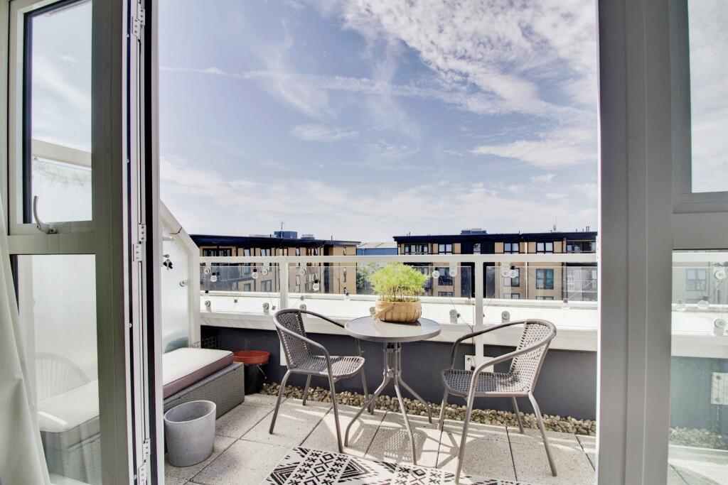 Additional property image - Bessemer Road, WELWYN GARDEN CITY