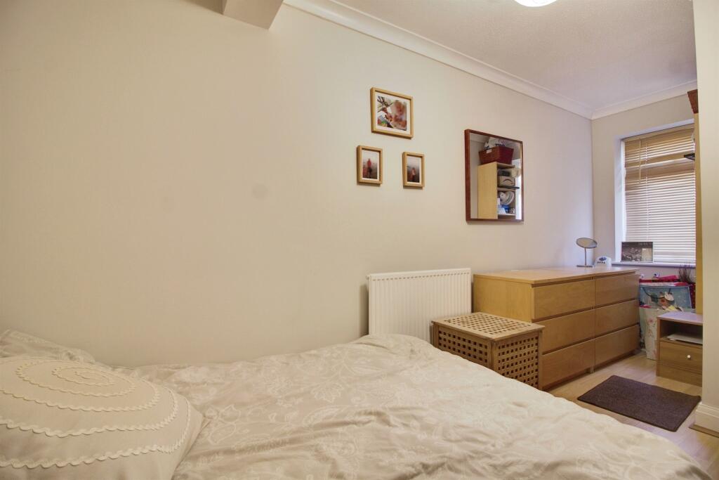 Additional property image - Great North Road, Welwyn Garden City
