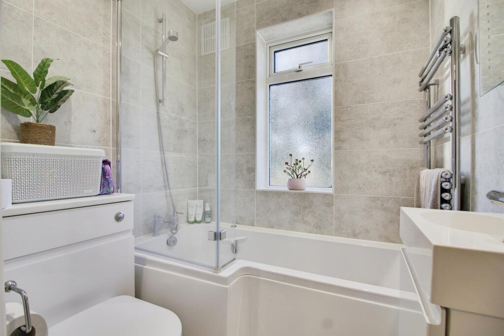 Additional property image - Great North Road, Welwyn Garden City