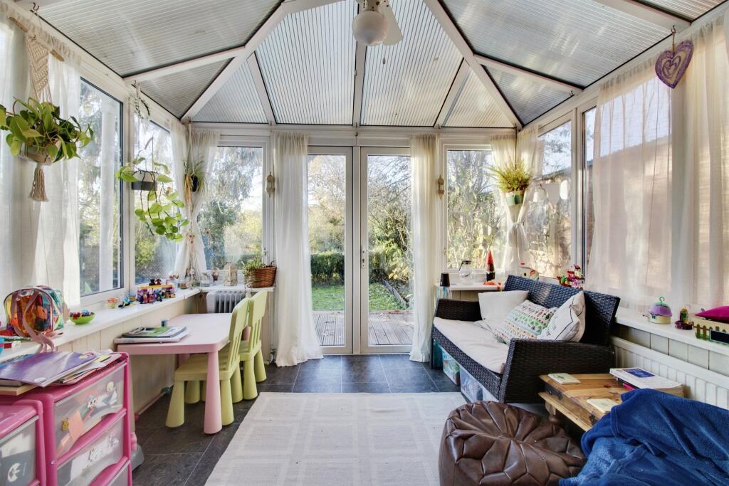 Additional property image - Great North Road, Welwyn Garden City