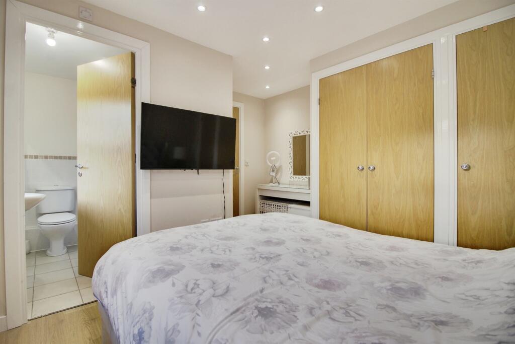 Additional property image - Langstone Ley, WELWYN GARDEN CITY
