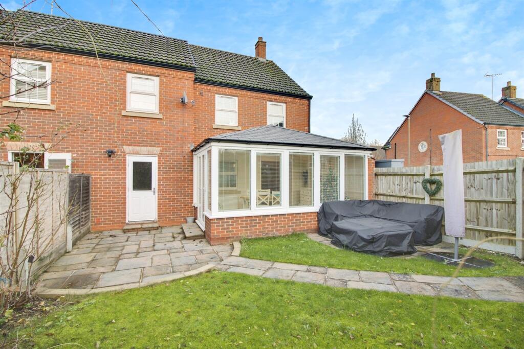 Additional property image - Langstone Ley, WELWYN GARDEN CITY