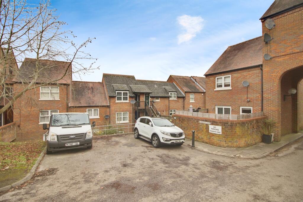 Additional property image - Church Lane, Hatfield