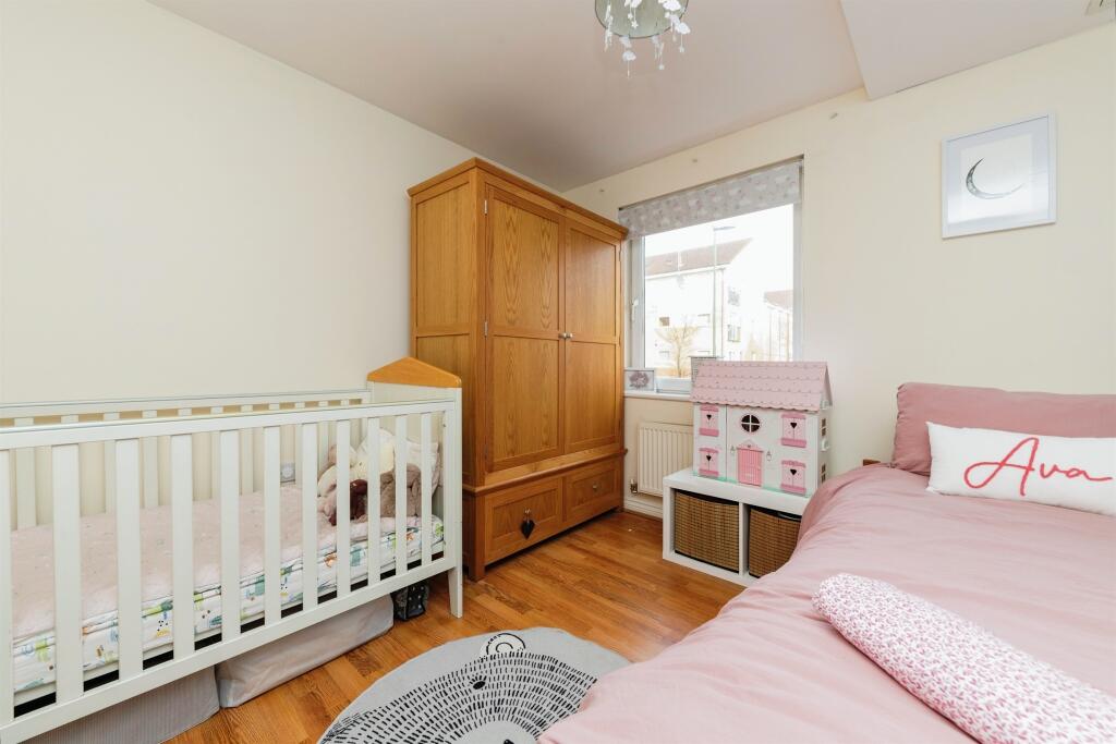 Additional property image - Eddington Crescent, WELWYN GARDEN CITY
