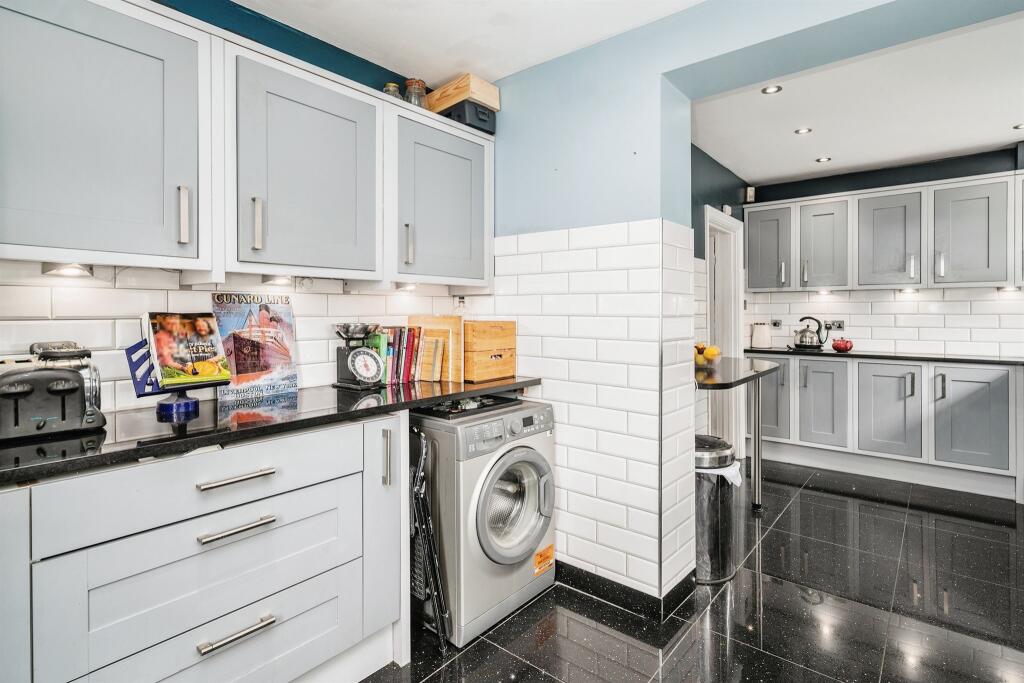 Additional property image - Burgundy Croft, Welwyn Garden City
