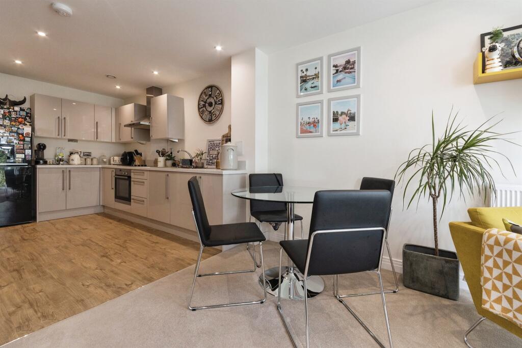Additional property image - Bessemer Road, Welwyn Garden City
