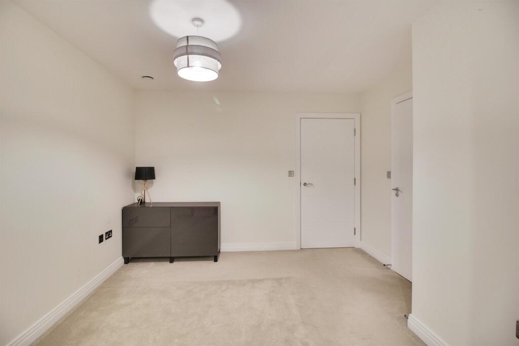 Additional property image - Bessemer Road, Welwyn Garden City