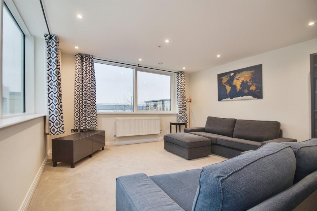 Additional property image - Bessemer Road, Welwyn Garden City