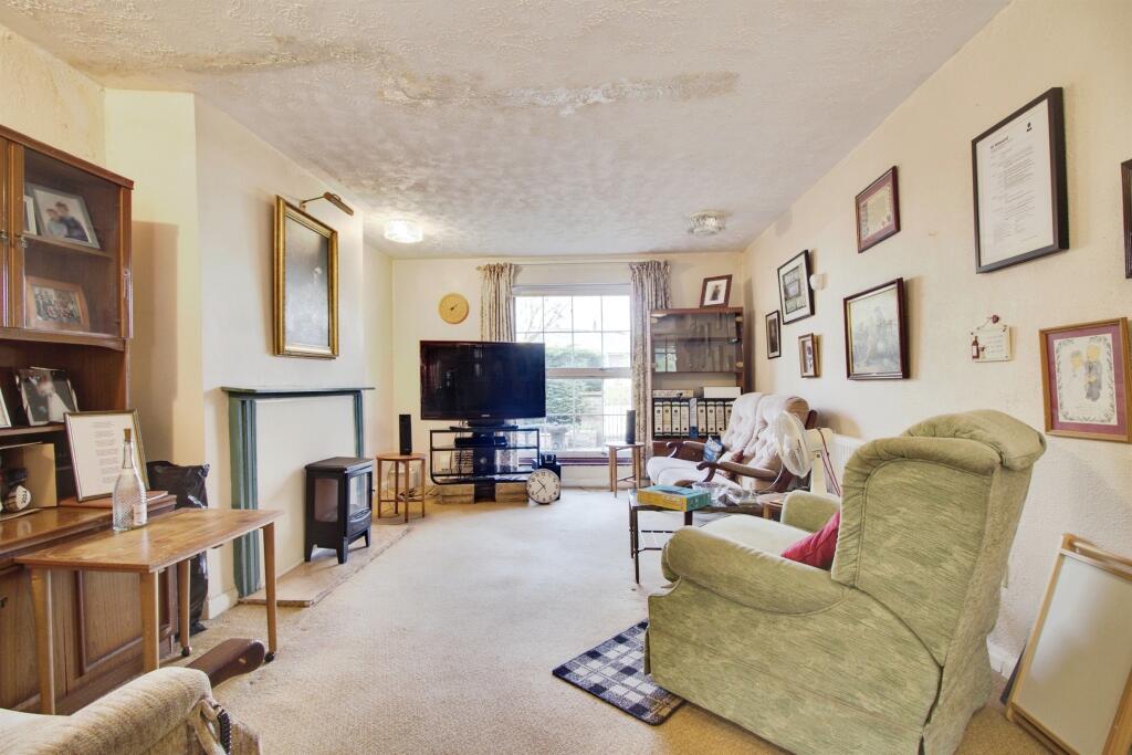 Additional property image - Haldens, Welwyn Garden City