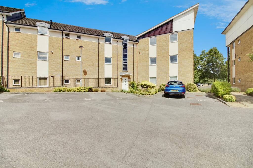 Main image of property: Berwick Place, Welwyn Garden City