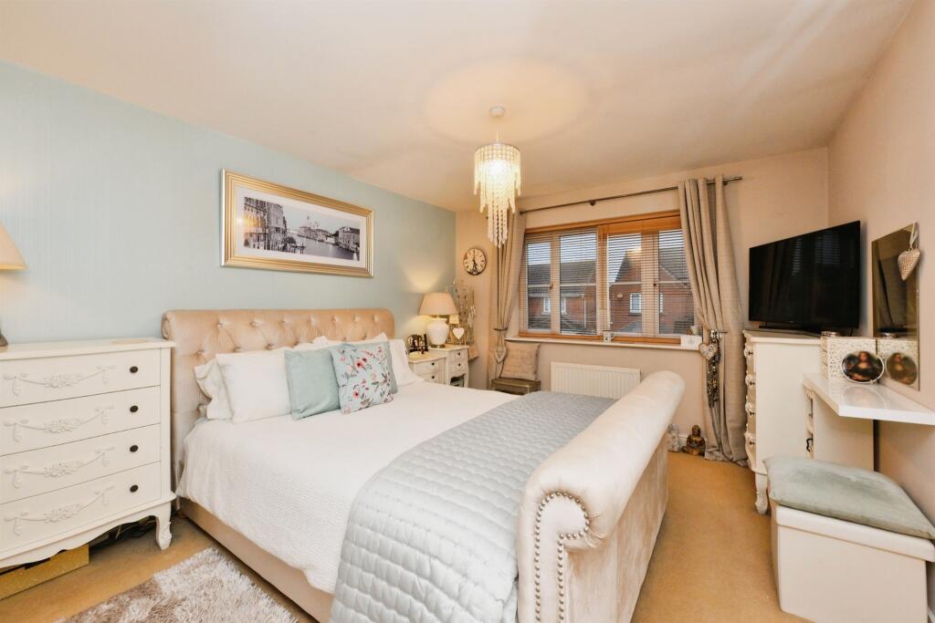 Additional property image - Lavender Close, Hatfield