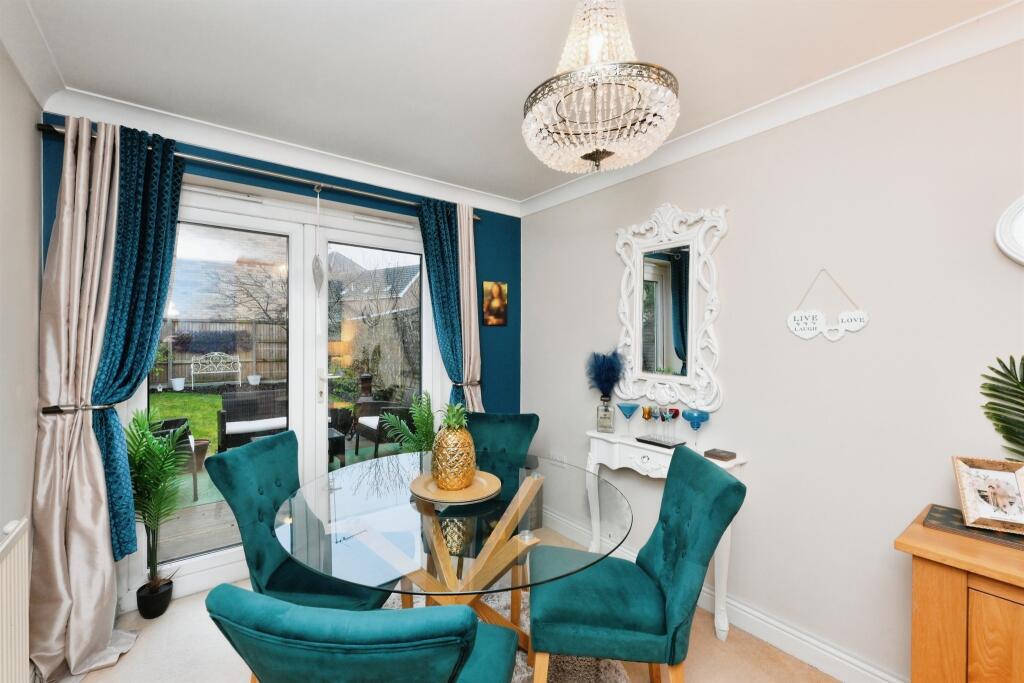 Additional property image - Lavender Close, Hatfield