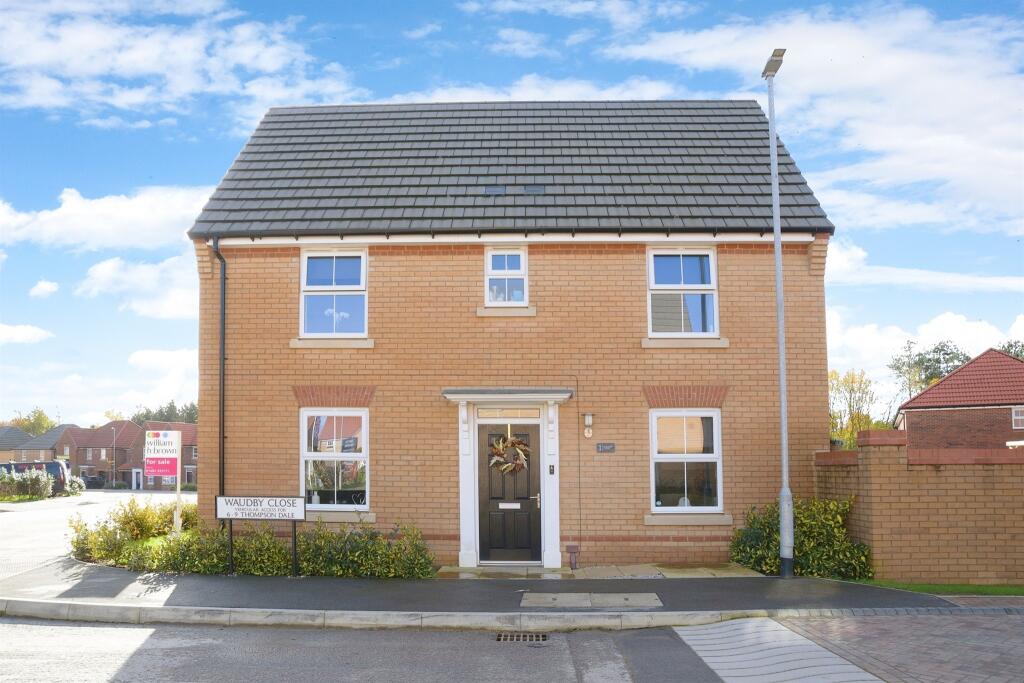 3 bedroom detached house for sale in Waudby Close, HESSLE, HU13