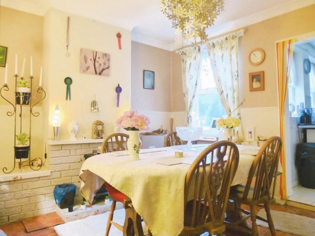 3 bedroom terraced house for sale in Chase Street, Wisbech, PE13