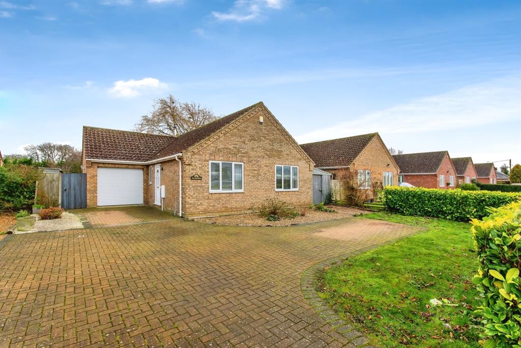 3 bedroom detached bungalow for sale in March Road, Welney, Wisbech, PE14