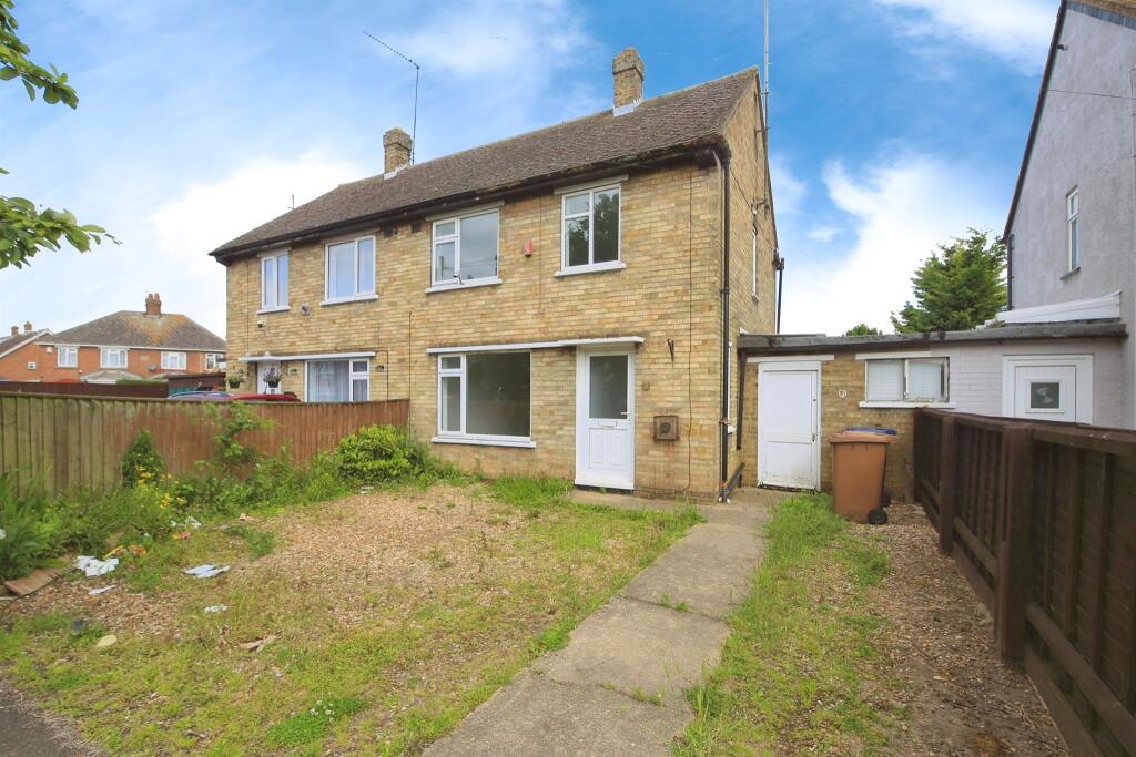 2 bedroom semidetached house for sale in St. Michaels Avenue, WISBECH