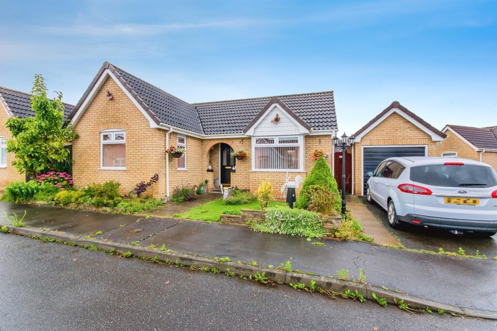 2 bedroom detached bungalow for sale in Malt Drive, South Brink