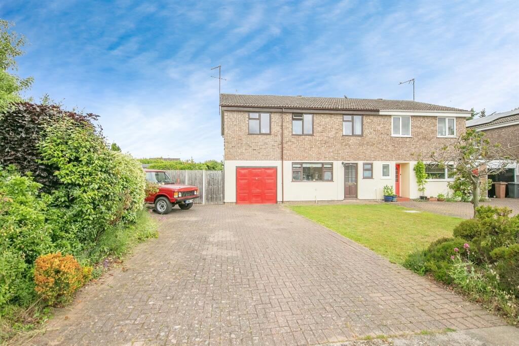 4 bedroom semidetached house for sale in Bury Hill, Woodbridge, IP12