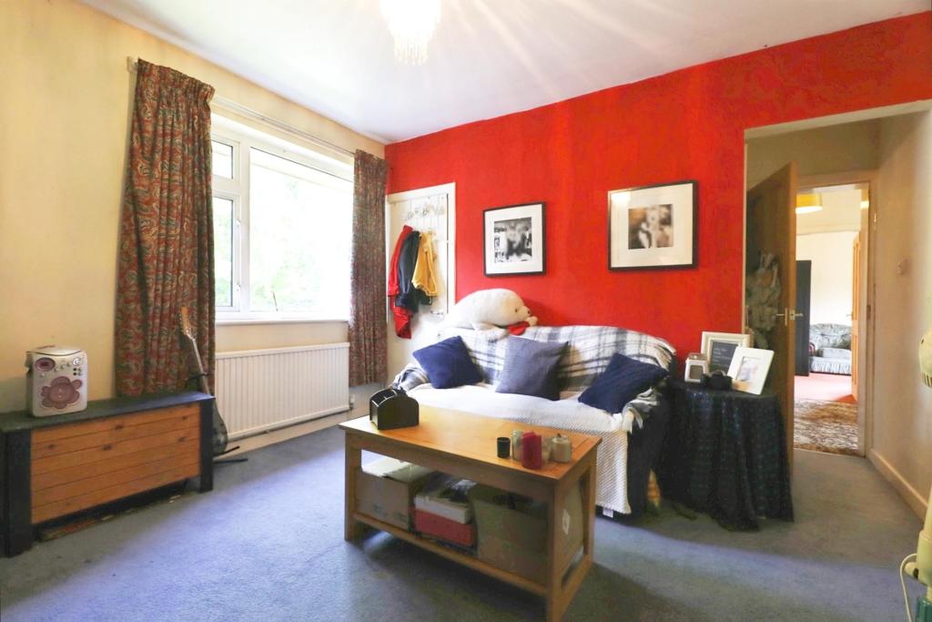 4 bedroom semidetached house for sale in Portland Street, Whitwell