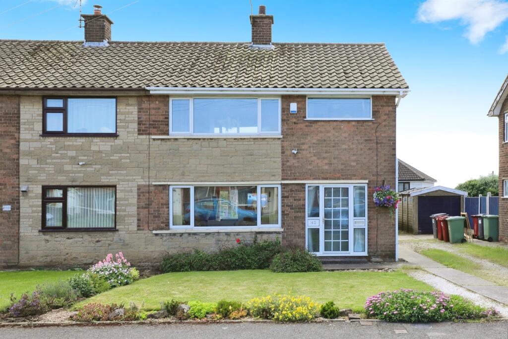 3 bedroom semidetached house for sale in Mill Lane, Whitwell, Worksop, S80