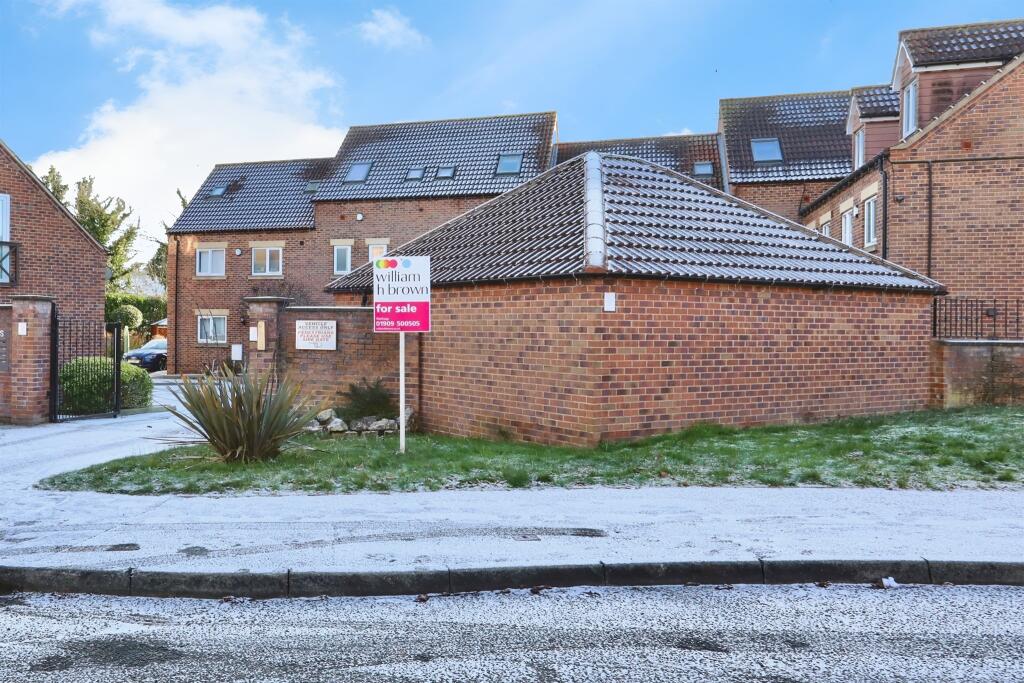 Main image of property: Canalside Mews, Worksop