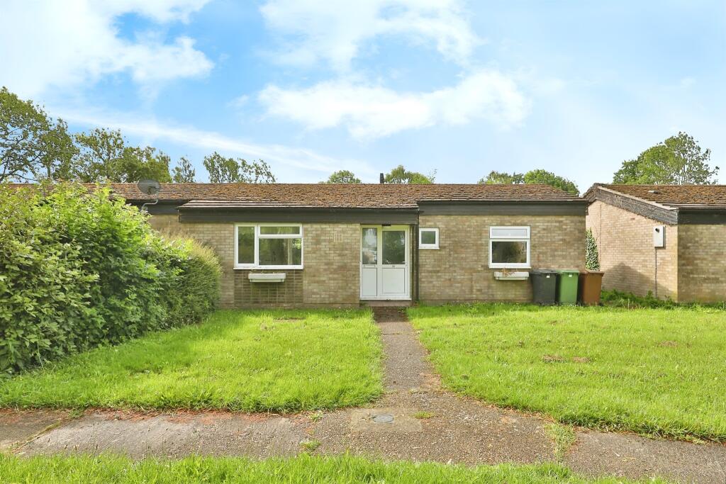 Main image of property: Robert Andrew Close, Morley St. Botolph, Wymondham