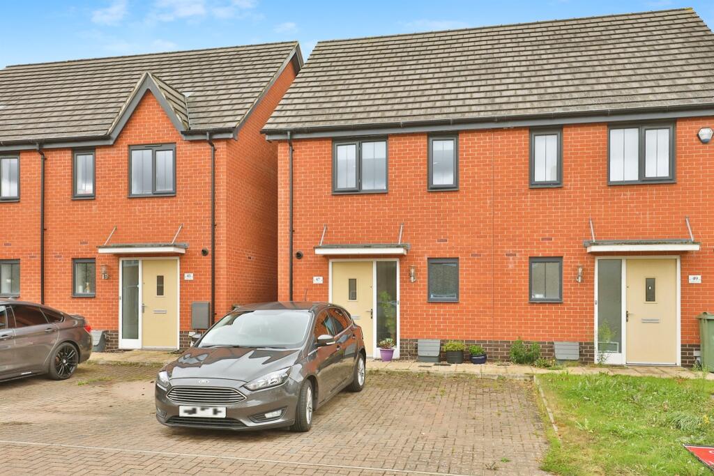 Main image of property: Magpie Place, Wymondham