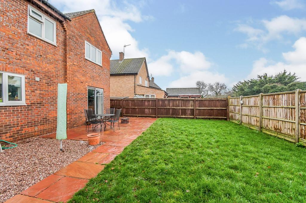 4 Bedroom Detached House For Sale In Stanch Hill Road Sawtry Huntingdon Pe28