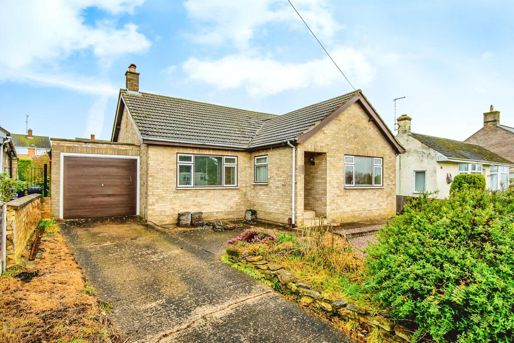 2 bedroom detached bungalow for sale in Main Street, Yaxley