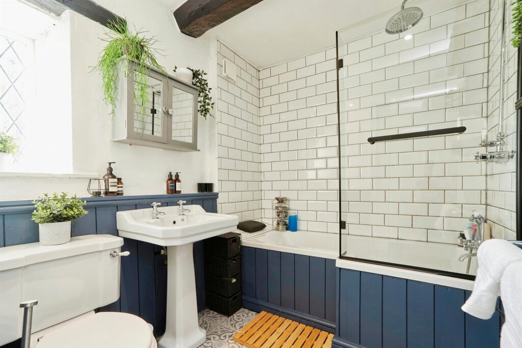 Additional property image - Laburnum Place, Apperley Bridge, Bradford