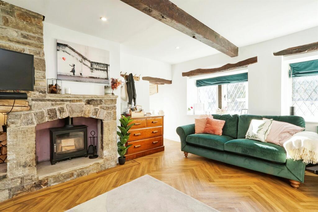 Additional property image - Laburnum Place, Apperley Bridge, Bradford