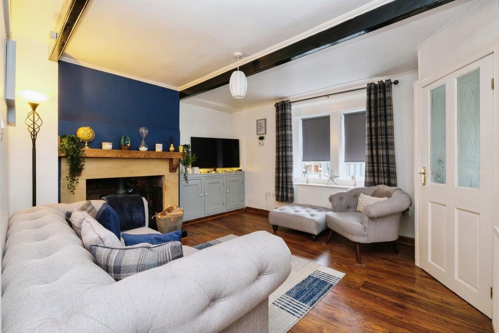 Additional property image - New Line, Bradford