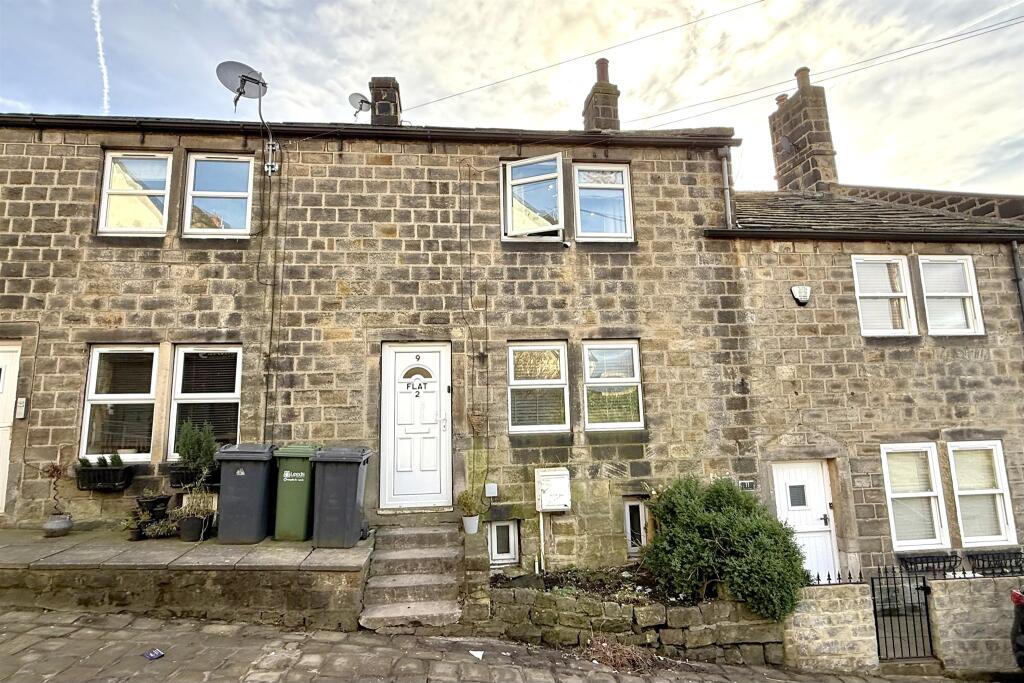 Main image of property: Town Street, Yeadon, Leeds