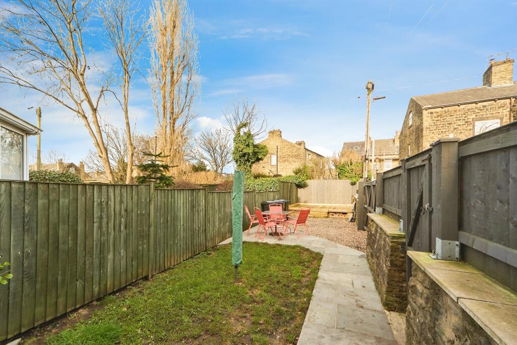 Additional property image - New Line, BRADFORD
