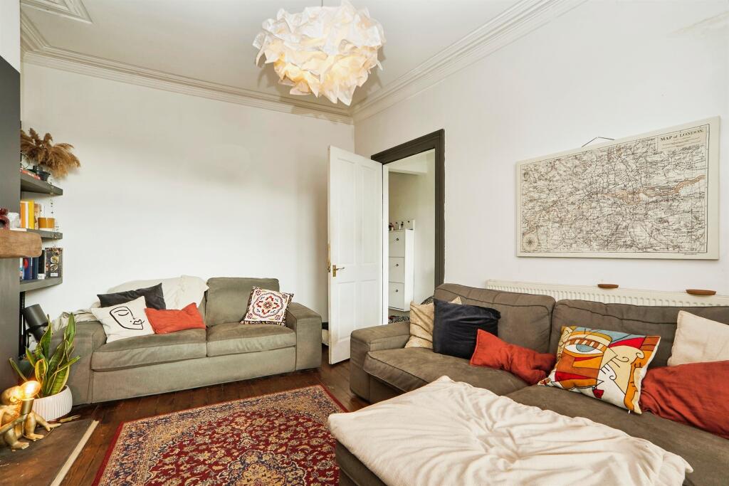 Additional property image - New Line, BRADFORD