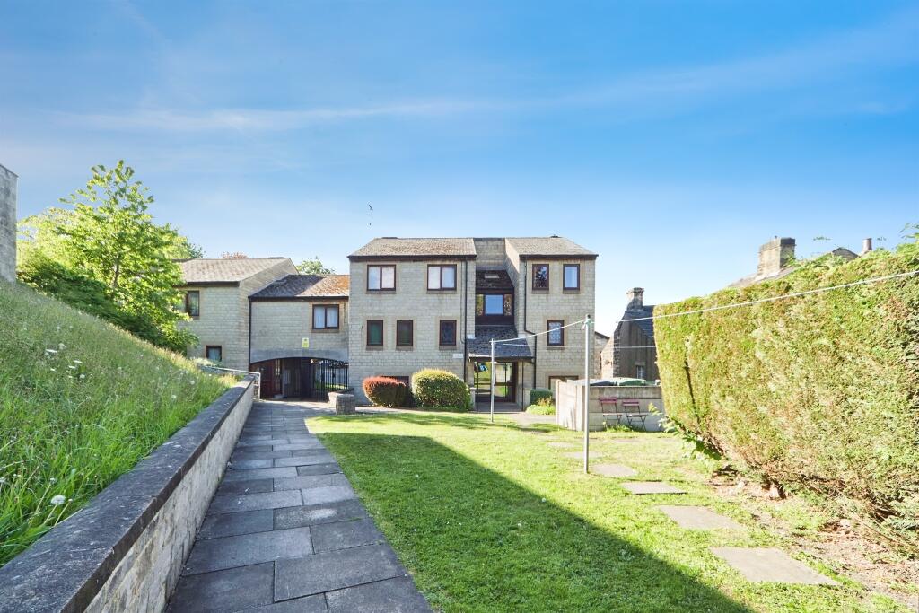 Main image of property: Manor Square, Yeadon, Leeds