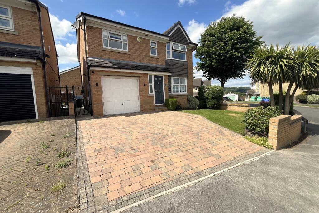 Main image of property: Roundhead Fold, Apperley Bridge, Bradford
